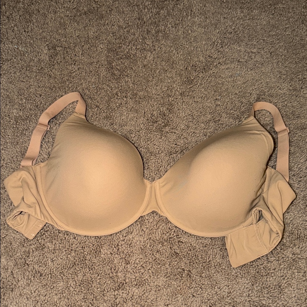 SKIMS Fits Everybody T-Shirt Bra [36G]